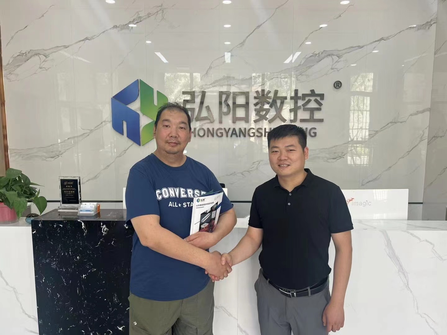 蒙古客户对我司产品和服务赞不绝口